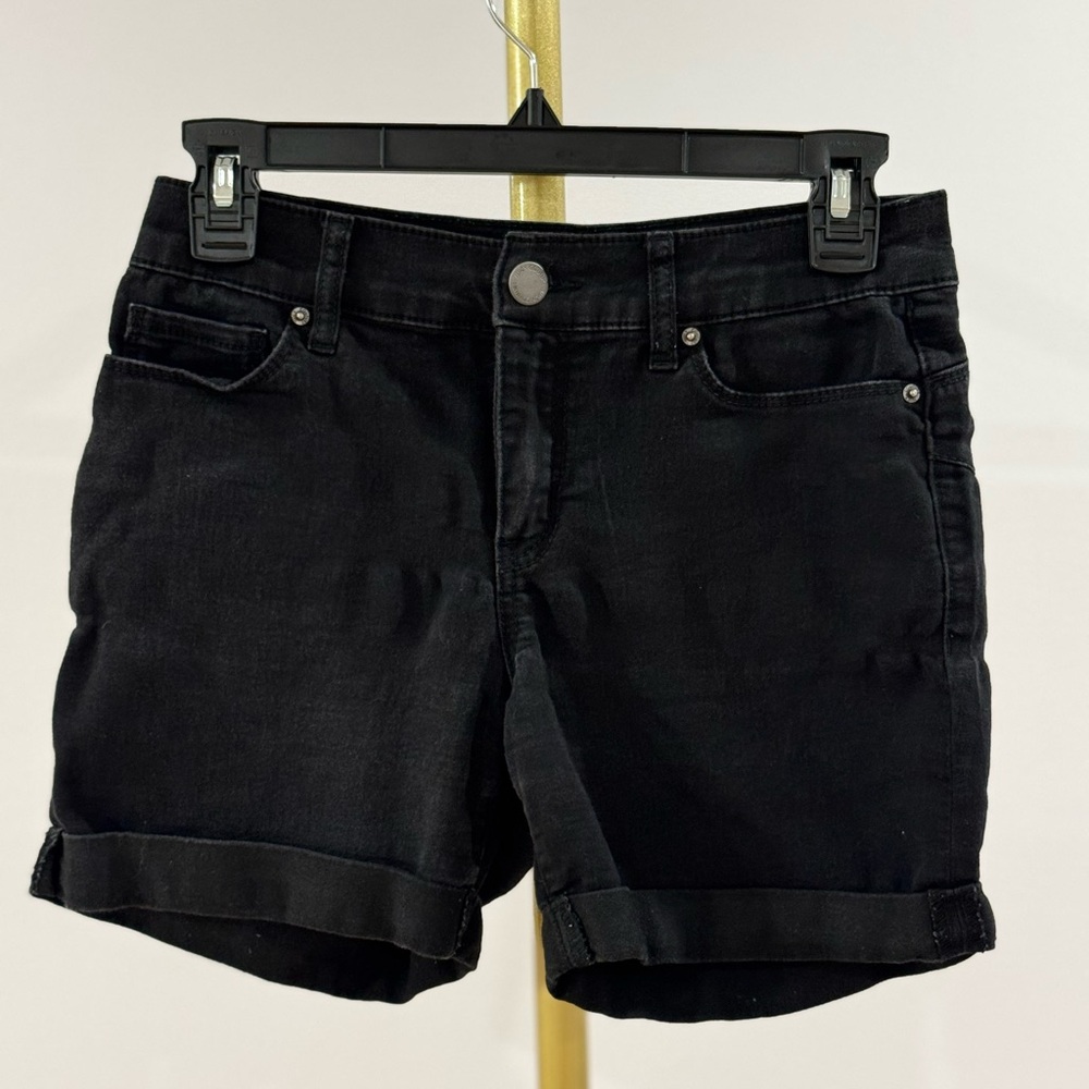 JUICY COUTURE • Black Jean Shorts